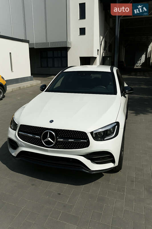 Внедорожник / Кроссовер Mercedes-Benz GLC-Class 2020 в 