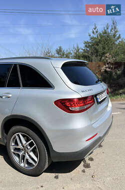 Внедорожник / Кроссовер Mercedes-Benz GLC-Class 2017 в 