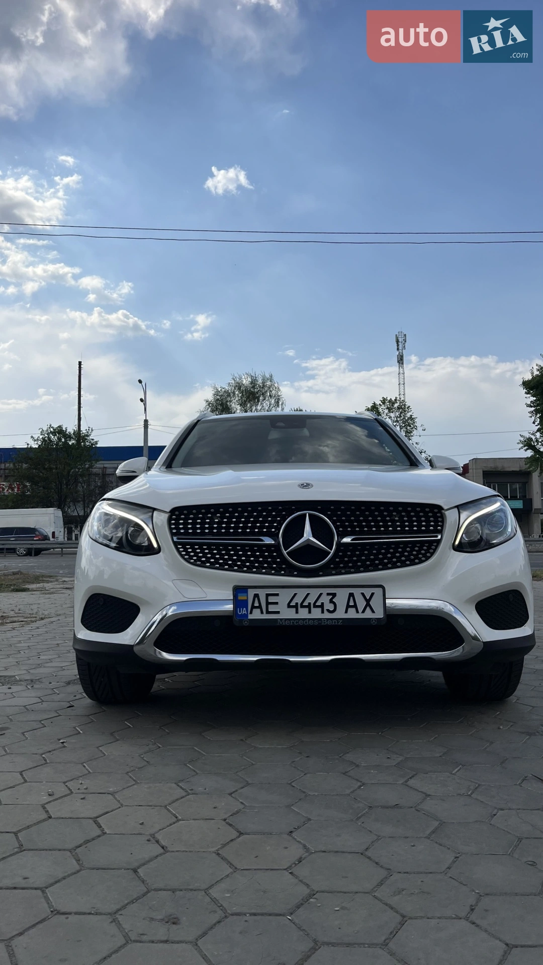 2017 Mercedes-Benz GLC - мініатюра 3