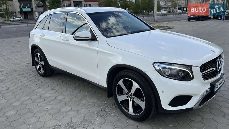 Внедорожник / Кроссовер Mercedes-Benz GLC-Class 2017 в Днепре