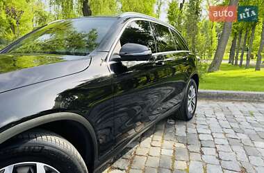 Внедорожник / Кроссовер Mercedes-Benz GLC-Class 2018 в 