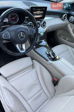 Позашляховик / Кросовер Mercedes-Benz GLC-Class 2016 в 