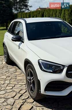 Внедорожник / Кроссовер Mercedes-Benz GLC-Class 2020 в 