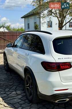Внедорожник / Кроссовер Mercedes-Benz GLC-Class 2020 в 