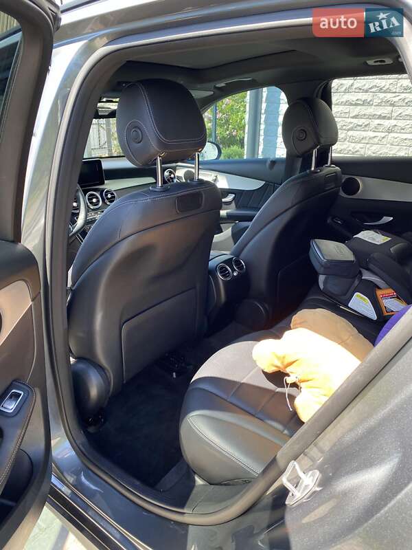 Внедорожник / Кроссовер Mercedes-Benz GLC-Class 2019 в Днепре фото 12 Внедорожник / Кроссовер Mercedes-Benz GLC-Class 2019 в Днепре