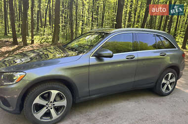 Позашляховик / Кросовер Mercedes-Benz GLC-Class 2016 в 