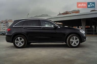 Внедорожник / Кроссовер Mercedes-Benz GLC-Class 2021 в 