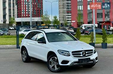 Позашляховик / Кросовер Mercedes-Benz GLC-Class 2017 в 
