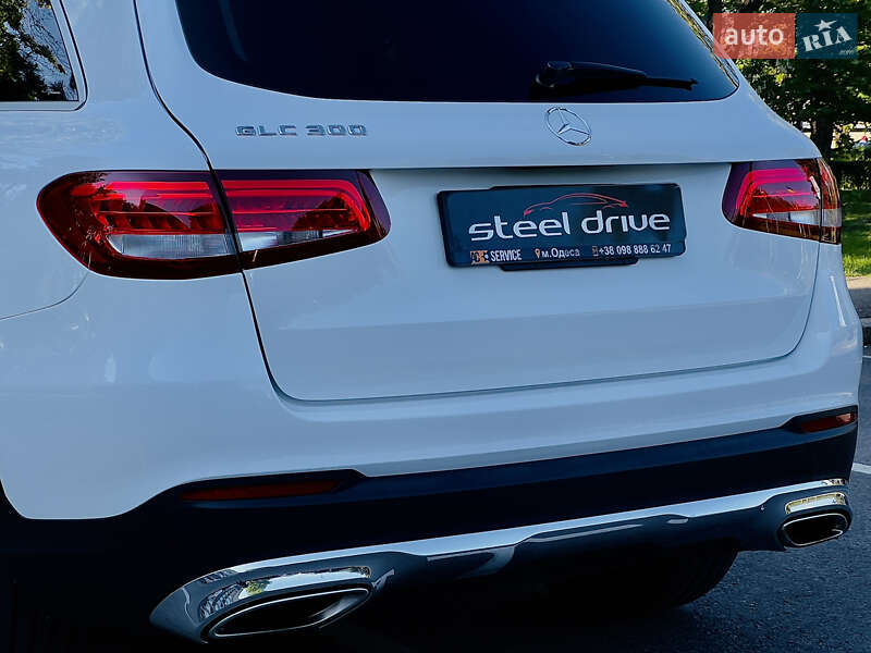 Внедорожник / Кроссовер Mercedes-Benz GLC-Class 2017 в Николаеве