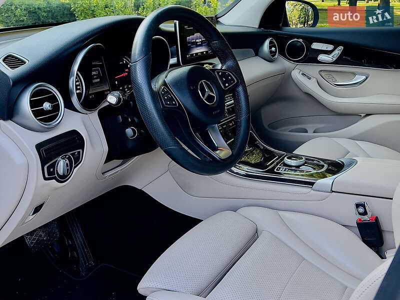 Внедорожник / Кроссовер Mercedes-Benz GLC-Class 2017 в Николаеве