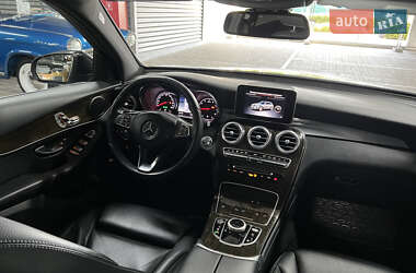 Внедорожник / Кроссовер Mercedes-Benz GLC-Class 2017 в 