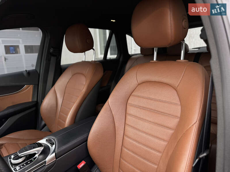 Позашляховик / Кросовер Mercedes-Benz GLC-Class 2017 в Луцьку