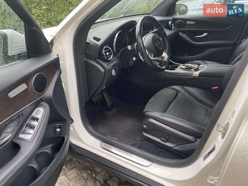 Внедорожник / Кроссовер Mercedes-Benz GLC-Class 2019 в Львове фото 12 Внедорожник / Кроссовер Mercedes-Benz GLC-Class 2019 в Львове
