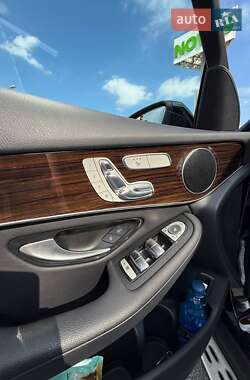 Внедорожник / Кроссовер Mercedes-Benz GLC-Class 2019 в 
