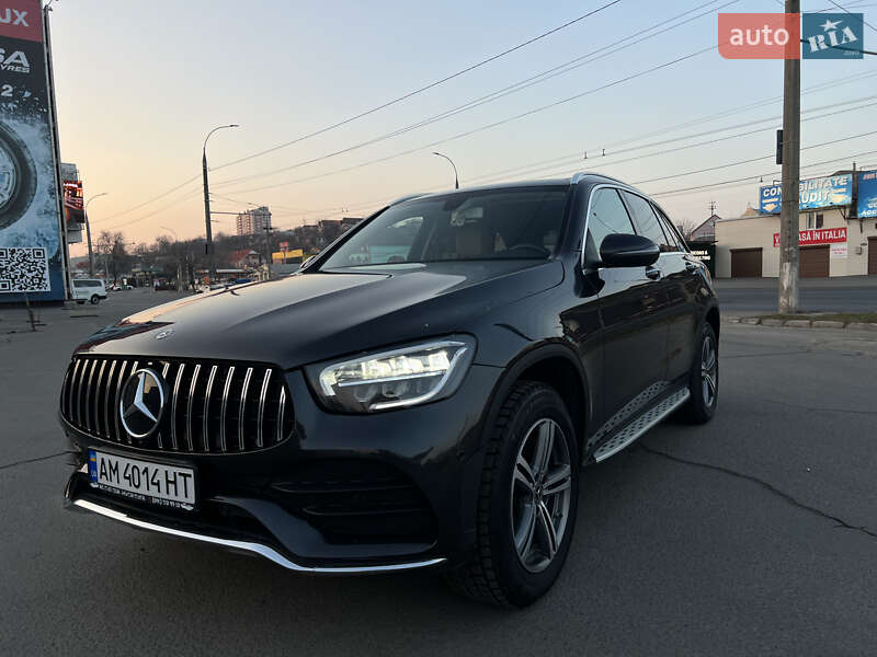 Внедорожник / Кроссовер Mercedes-Benz GLC-Class 2020 в Житомире