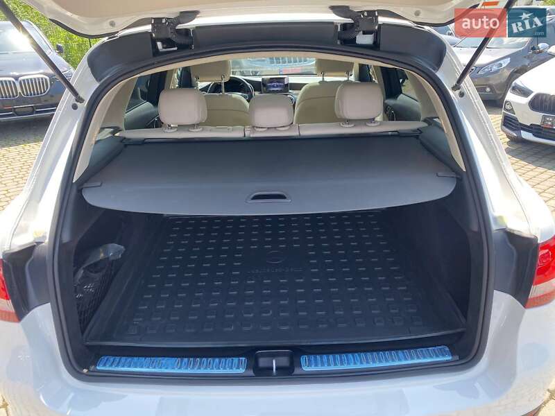 Внедорожник / Кроссовер Mercedes-Benz GLC-Class 2018 в Львове фото 27 Внедорожник / Кроссовер Mercedes-Benz GLC-Class 2018 в Львове