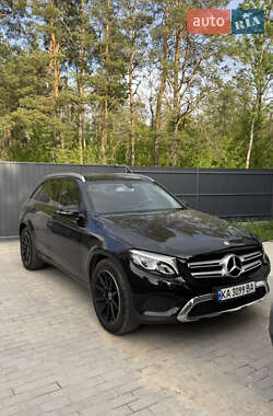 Внедорожник / Кроссовер Mercedes-Benz GLC-Class 2015 в Киеве