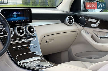 Внедорожник / Кроссовер Mercedes-Benz GLC-Class 2022 в 