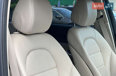 Внедорожник / Кроссовер Mercedes-Benz GLC-Class 2022 в 