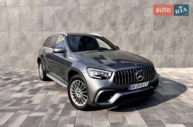 Внедорожник / Кроссовер Mercedes-Benz GLC-Class 2017 в 