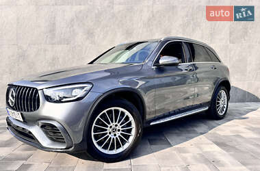 Внедорожник / Кроссовер Mercedes-Benz GLC-Class 2017 в 