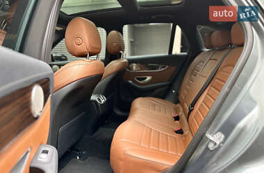 Внедорожник / Кроссовер Mercedes-Benz GLC-Class 2017 в 