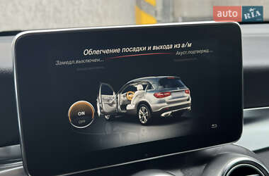 Внедорожник / Кроссовер Mercedes-Benz GLC-Class 2018 в 