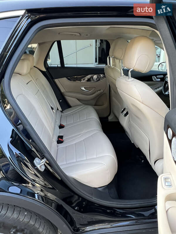 Внедорожник / Кроссовер Mercedes-Benz GLC-Class 2016 в Одессе
