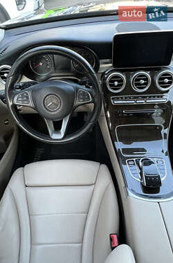 Внедорожник / Кроссовер Mercedes-Benz GLC-Class 2016 в 