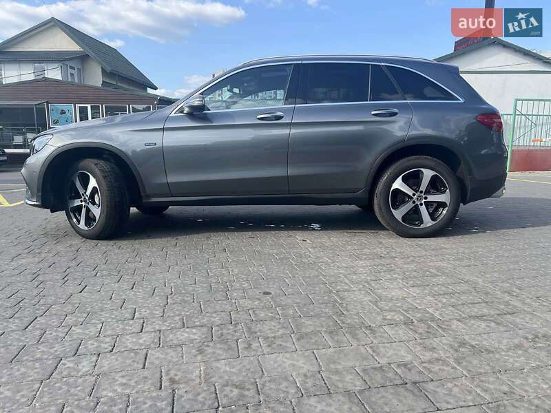 Внедорожник / Кроссовер Mercedes-Benz GLC-Class 2019 в Львове