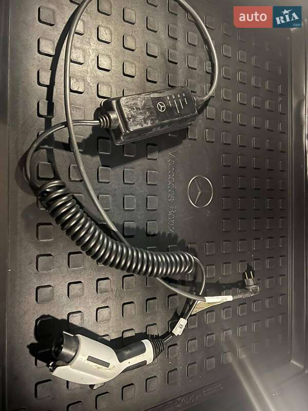 Внедорожник / Кроссовер Mercedes-Benz GLC-Class 2019 в Львове