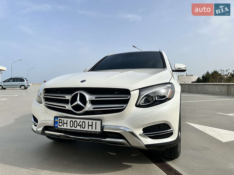 Внедорожник / Кроссовер Mercedes-Benz GLC-Class 2017 в 