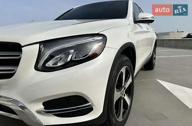 Внедорожник / Кроссовер Mercedes-Benz GLC-Class 2017 в 