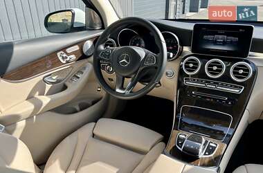 Внедорожник / Кроссовер Mercedes-Benz GLC-Class 2018 в 