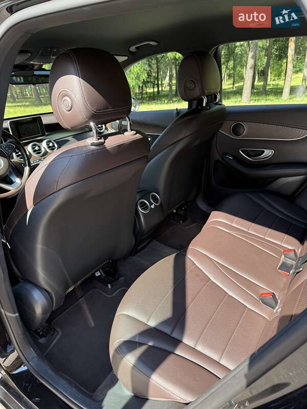 Внедорожник / Кроссовер Mercedes-Benz GLC-Class 2017 в Киеве