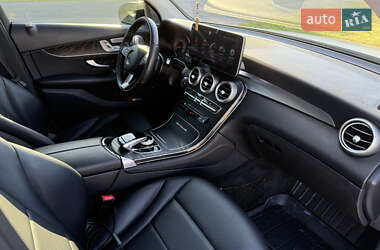 Внедорожник / Кроссовер Mercedes-Benz GLC-Class 2015 в 