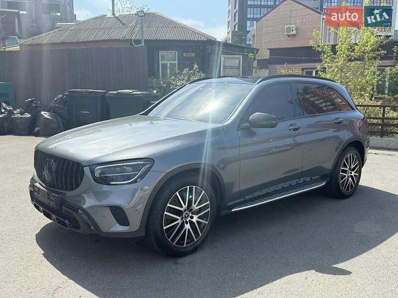 Внедорожник / Кроссовер Mercedes-Benz GLC-Class 2020 в Киеве