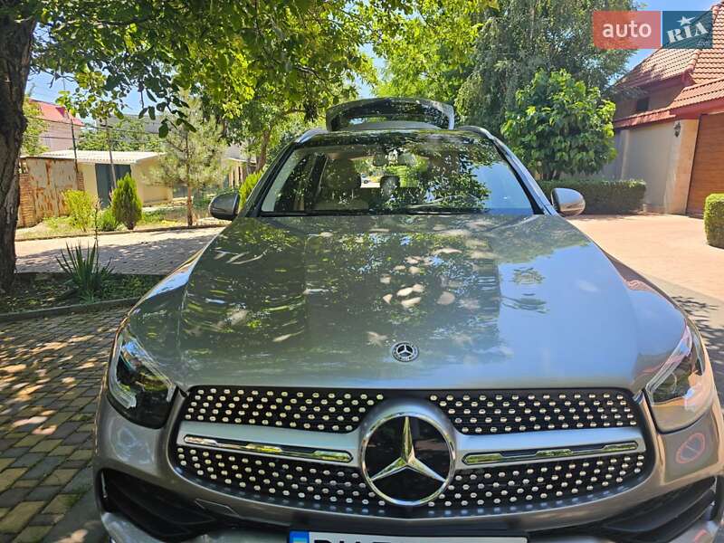 Внедорожник / Кроссовер Mercedes-Benz GLC-Class 2019 в Одессе фото 4 Внедорожник / Кроссовер Mercedes-Benz GLC-Class 2019 в Одессе