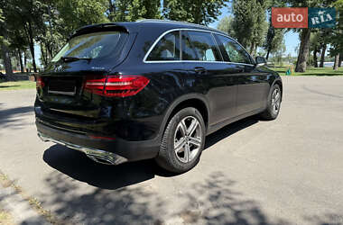 Внедорожник / Кроссовер Mercedes-Benz GLC-Class 2017 в 