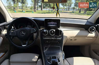 Внедорожник / Кроссовер Mercedes-Benz GLC-Class 2017 в 