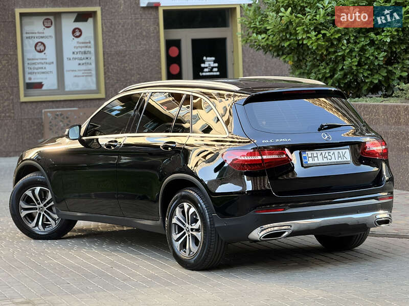 Позашляховик / Кросовер Mercedes-Benz GLC-Class 2018 в Одесі