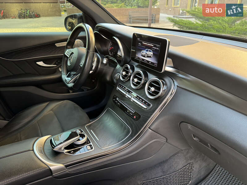 Позашляховик / Кросовер Mercedes-Benz GLC-Class 2018 в Одесі