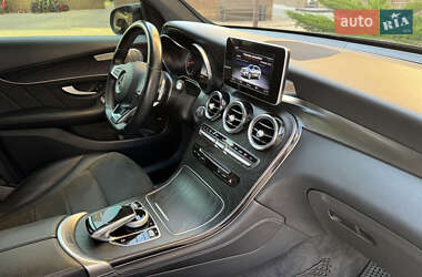 Внедорожник / Кроссовер Mercedes-Benz GLC-Class 2018 в 