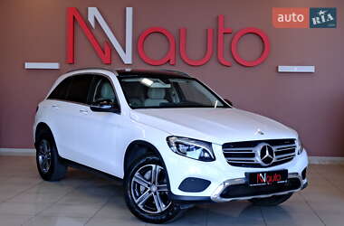 Позашляховик / Кросовер Mercedes-Benz GLC-Class 2016 в 