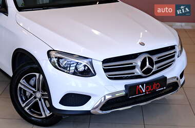 Позашляховик / Кросовер Mercedes-Benz GLC-Class 2016 в 