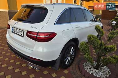 Позашляховик / Кросовер Mercedes-Benz GLC-Class 2015 в 