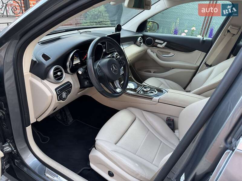 Внедорожник / Кроссовер Mercedes-Benz GLC-Class 2018 в Киеве