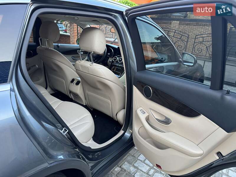 Внедорожник / Кроссовер Mercedes-Benz GLC-Class 2018 в Киеве