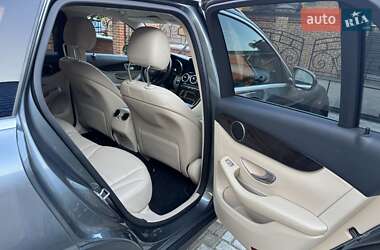 Внедорожник / Кроссовер Mercedes-Benz GLC-Class 2018 в 