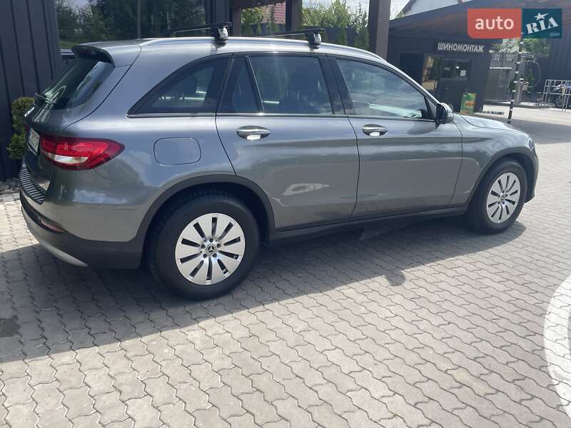 Внедорожник / Кроссовер Mercedes-Benz GLC-Class 2017 в Львове